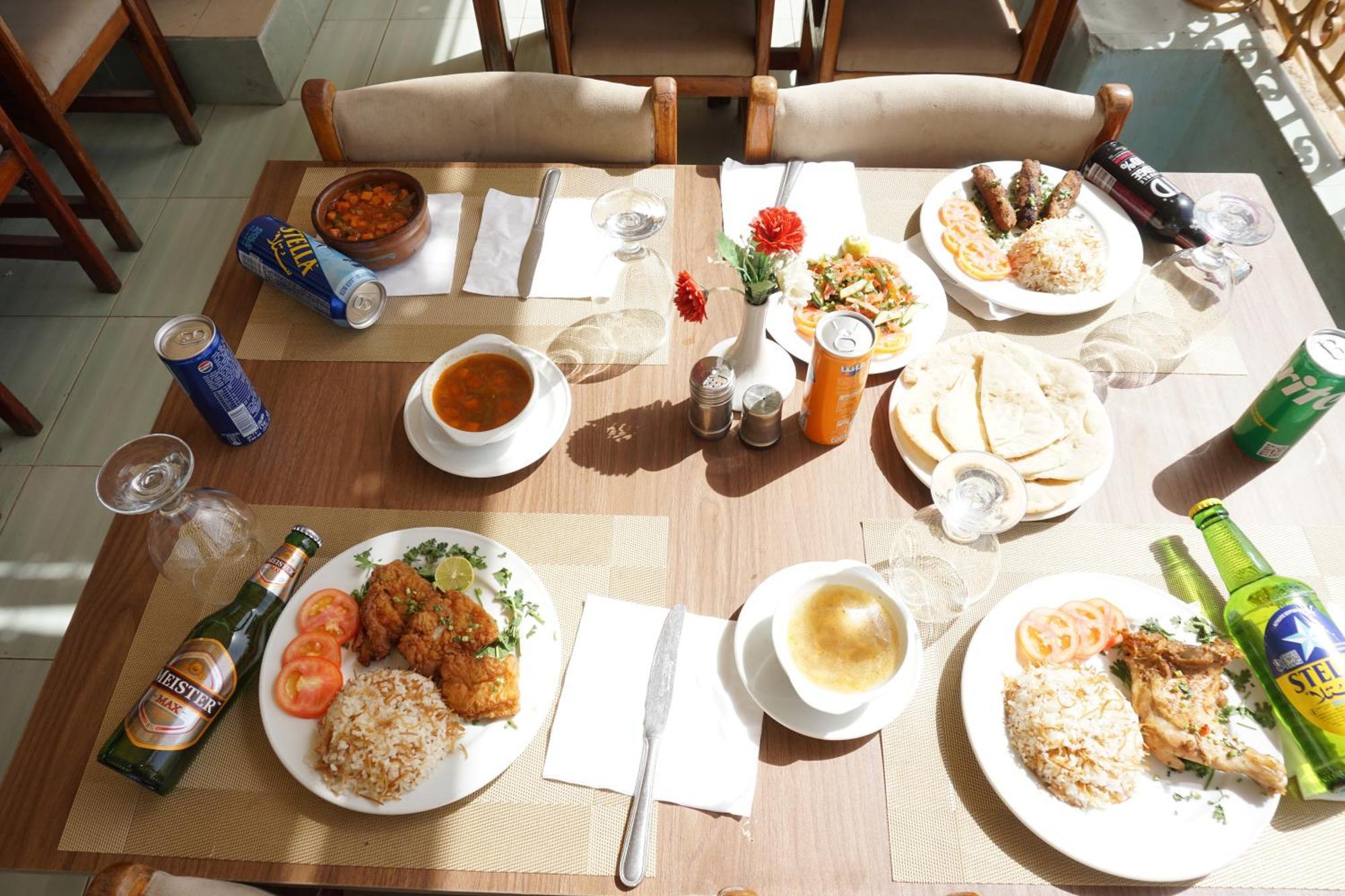 Merry Land Hotel & Roof Top Nile Restaurant לוקסור מראה חיצוני תמונה